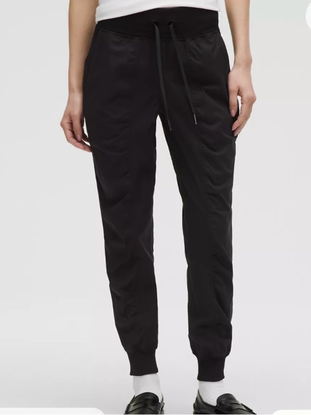 lululemon athletica Black Dance Studio Mid-Rise Jogger. Size. 12
